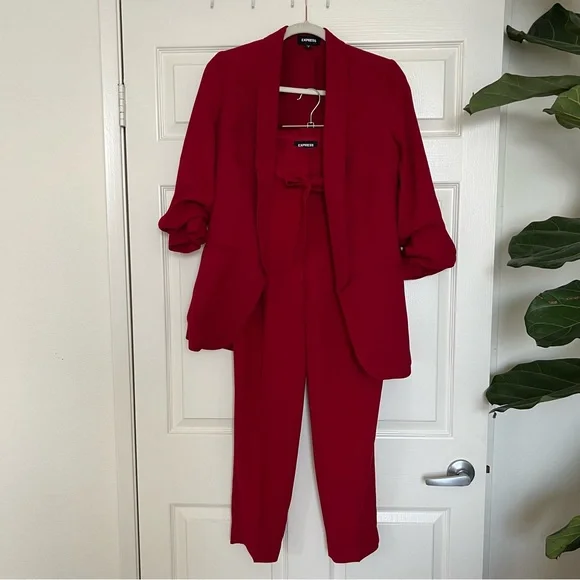 Express Paperbag Highrise Ankle Pants (4R) and Blazer (Small) Set Red - Picture 13 of 16